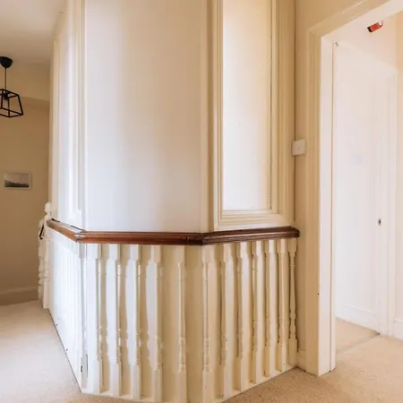 Bright & Delightful 2bd Flat Clifton Down Apartment