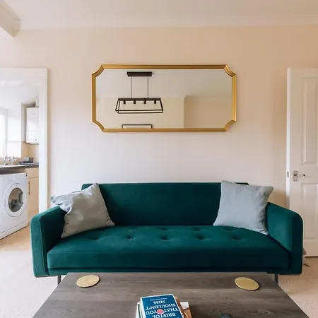 Bright & Delightful 2bd Flat Clifton Down Apartment