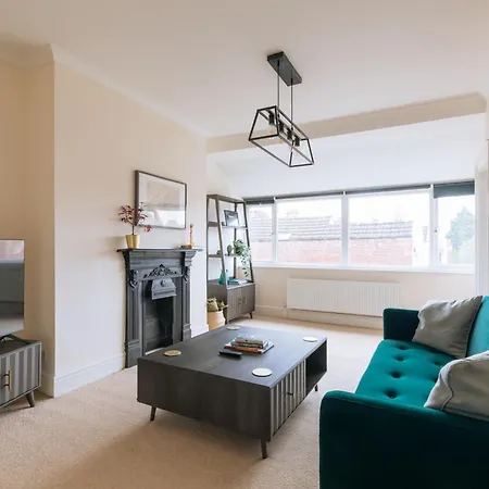 Apartment Bright & Delightful 2bd Flat Clifton Down