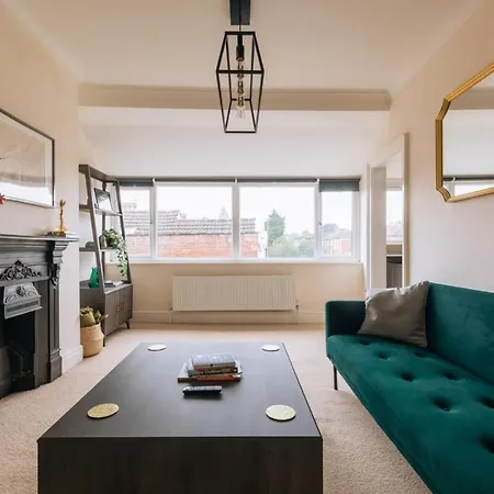 Bright & Delightful 2bd Flat Clifton Down Διαμέρισμα *